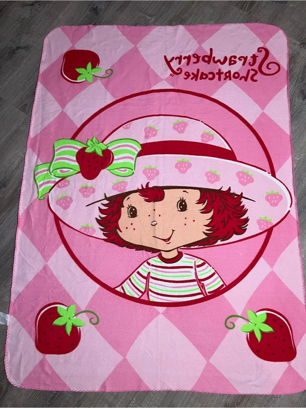Vintage Y2K Strawberry Shortcake Fleece Throw Blanket Pink Kids 44x60 Soft